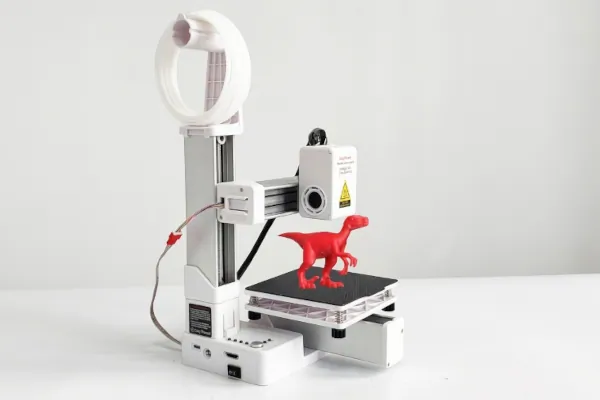 Vágj bele a 3D nyomtatásba az Easythreed K10-zel 1