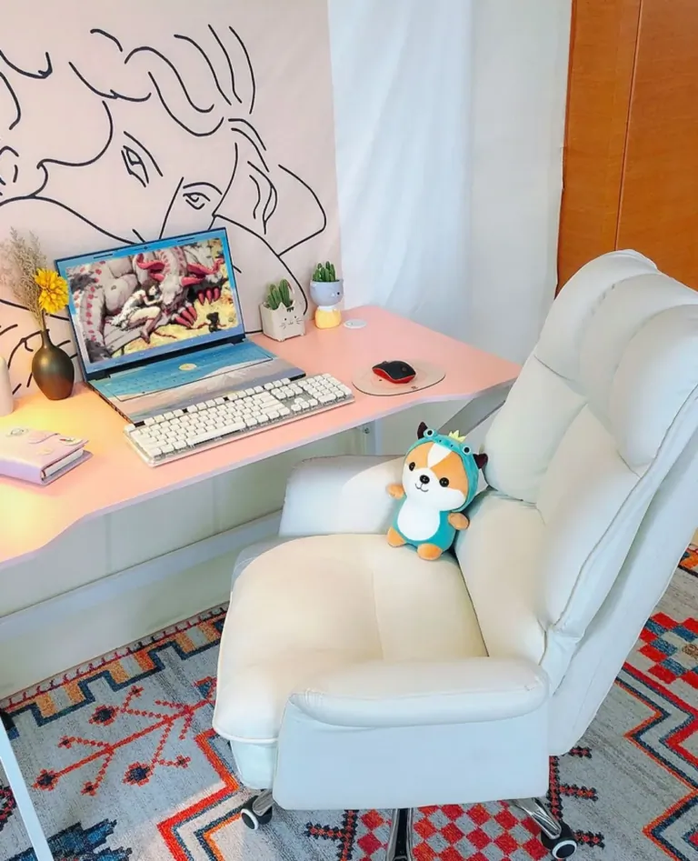 Pihe-puha kényelem a gép előtt: lábtartós irodai szék 4