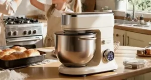 Erős motorral és óriási tállal hódít az új Biolomix mixer