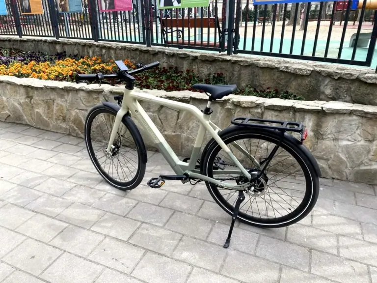 ADO Air 30 Ultra elektromos kerékpár teszt