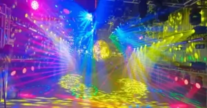 Profi bulifény? Nézd meg a HYULIGHTS mozgófejes lámpát!