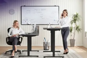 Vége a görnyedésnek az elektromos ONE PIECE asztallal