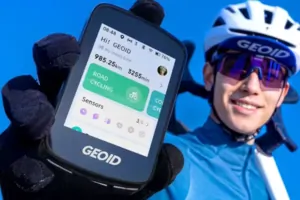 A GEOID CC700 Próval minden adat a kormányodon lesz