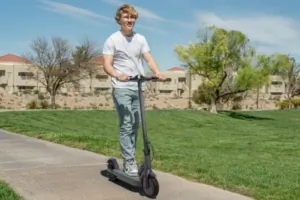 Soha nem volt még ilyen olcsó a JUICEASE TX01 e-roller