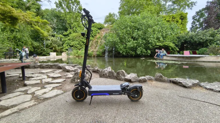 Ausom K20 Pro kétmotoros e-roller teszt