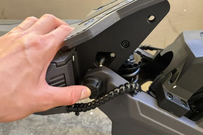 Ausom DT2 Pro kétmotoros e-roller teszt 17