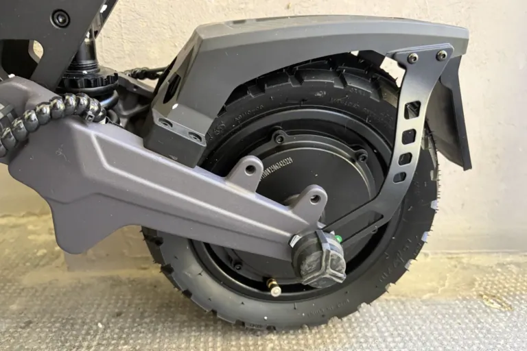 Ausom DT2 Pro kétmotoros e-roller teszt 22