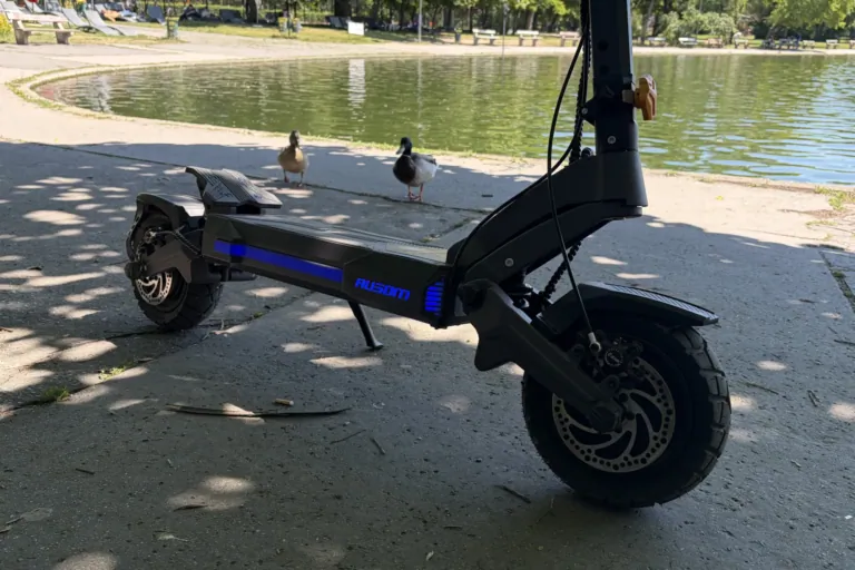 Ausom DT2 Pro kétmotoros e-roller teszt 41