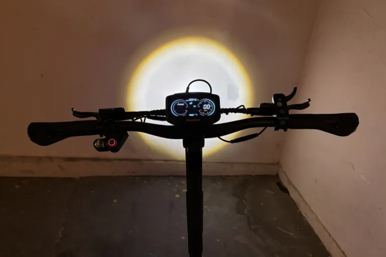 Ausom DT2 Pro kétmotoros e-roller teszt 32