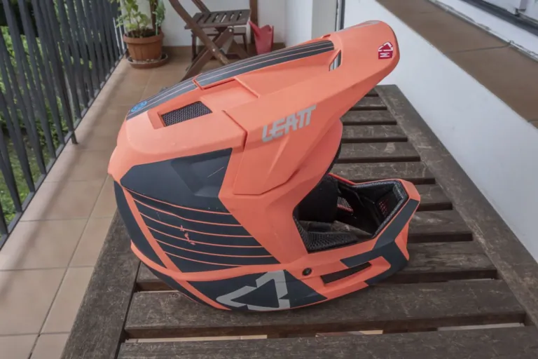 Leatt Gravity 1.0 full face bukósisak tartós teszt 3