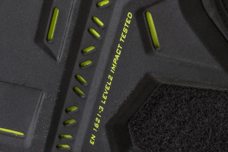 Acerbis Plasma felsőtest protektor tartós teszt 6