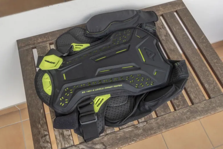 Acerbis Plasma felsőtest protektor tartós teszt 13