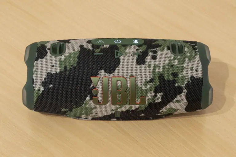 JBL Charge 6 Bluetooth hangszóró teszt 3