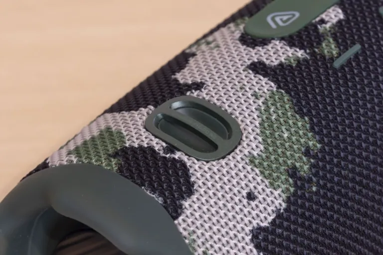JBL Charge 6 Bluetooth hangszóró teszt 5