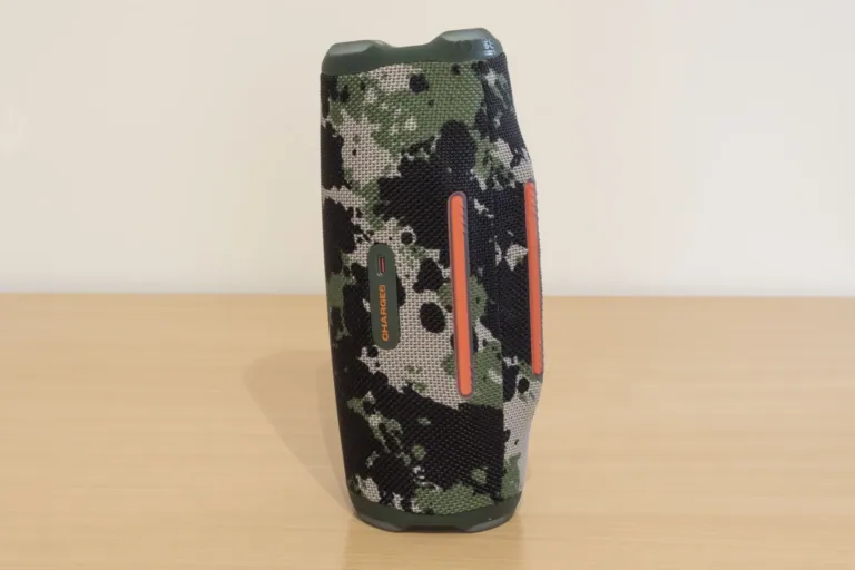 JBL Charge 6 Bluetooth hangszóró teszt 8