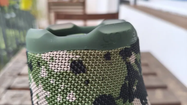JBL Charge 6 Bluetooth hangszóró teszt 25