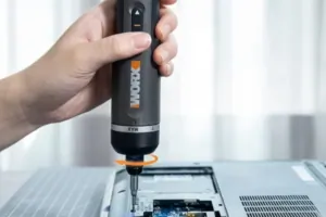 Worx akkus csavarhúzó: apró csomag, de óriási segítség