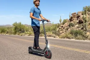A JUICEASE TX01 e-rollerrel defektmentes lesz a suhanás