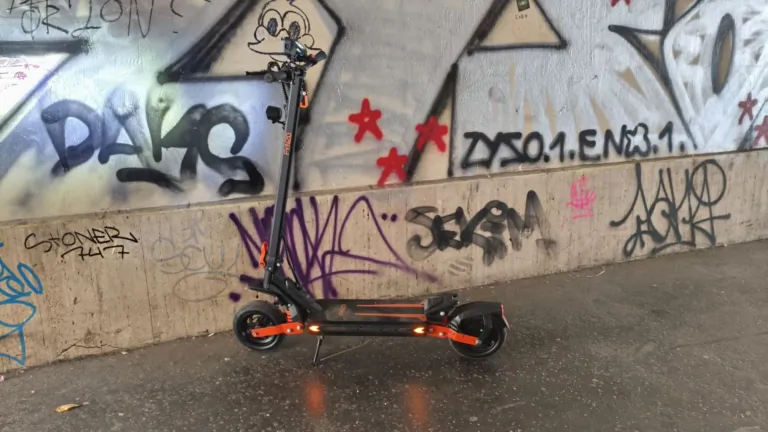 Fynzo T11 elektromos roller teszt 30