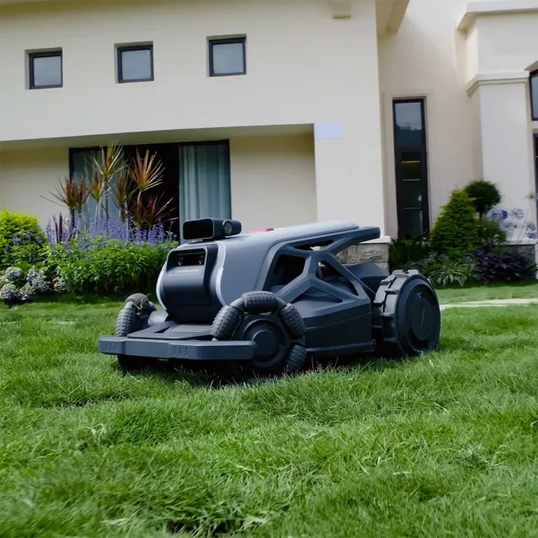 Az AIRSEEKERS TRON intézi a golfpályát a kertedből 4