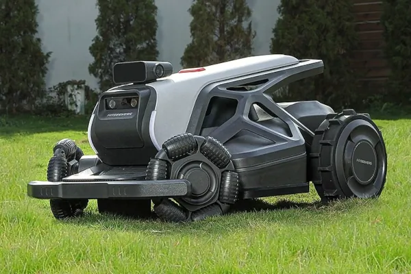 Az AIRSEEKERS TRON intézi a golfpályát a kertedből 1