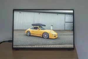 MINIX SF16T hordozható monitor teszt
