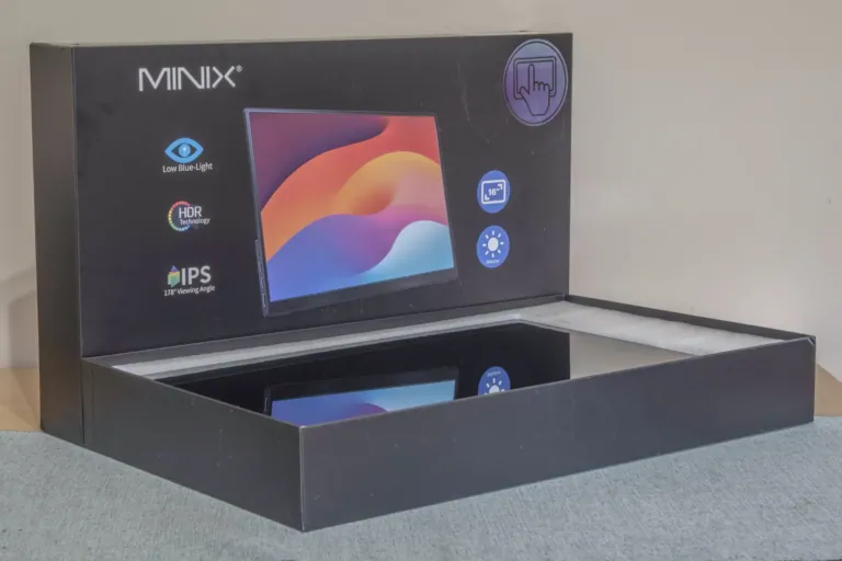 MINIX SF16T hordozható monitor teszt 4