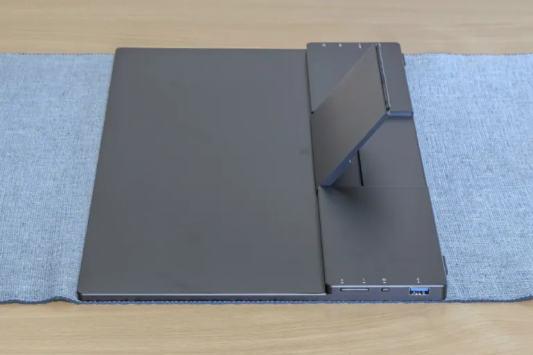 MINIX SF16T hordozható monitor teszt 10