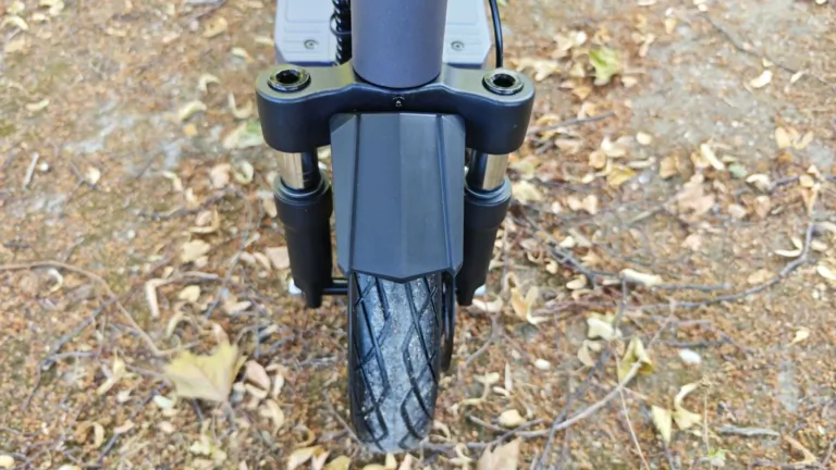 Ausom K20 Pro egymotoros elektromos roller teszt 15