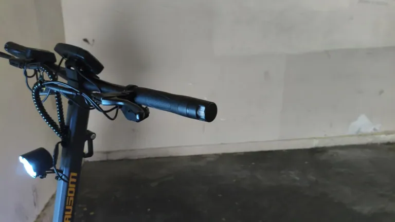 Ausom K20 Pro egymotoros elektromos roller teszt 40