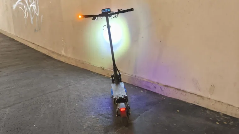Ausom K20 Pro egymotoros elektromos roller teszt 41