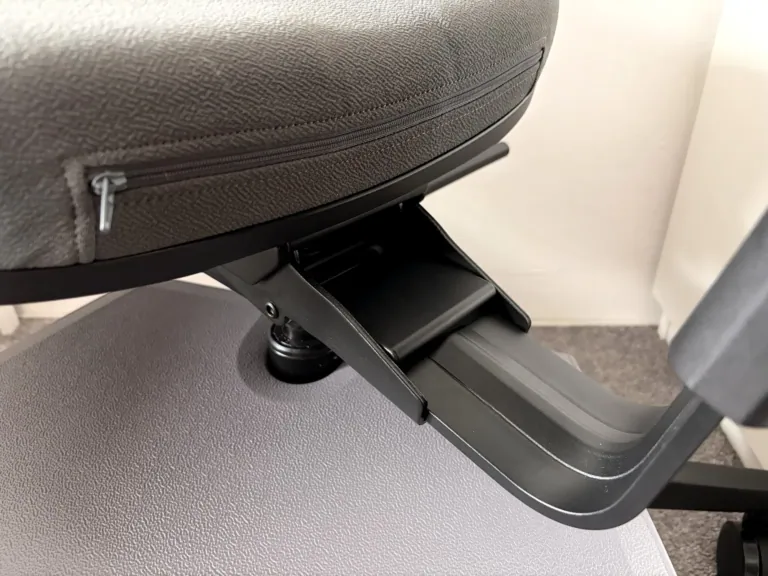 NEWTRAL MT-M ergonomikus szék teszt 24