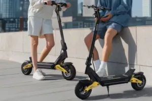 Az OOTD S10 elektromos rollernél erőből nincs hiány