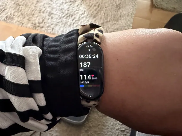 Xiaomi Smart Band 10 aktivitásmérő teszt 33