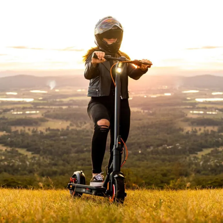 Az Inmotion Climber rollert a szakadó eső sem állítja meg 6
