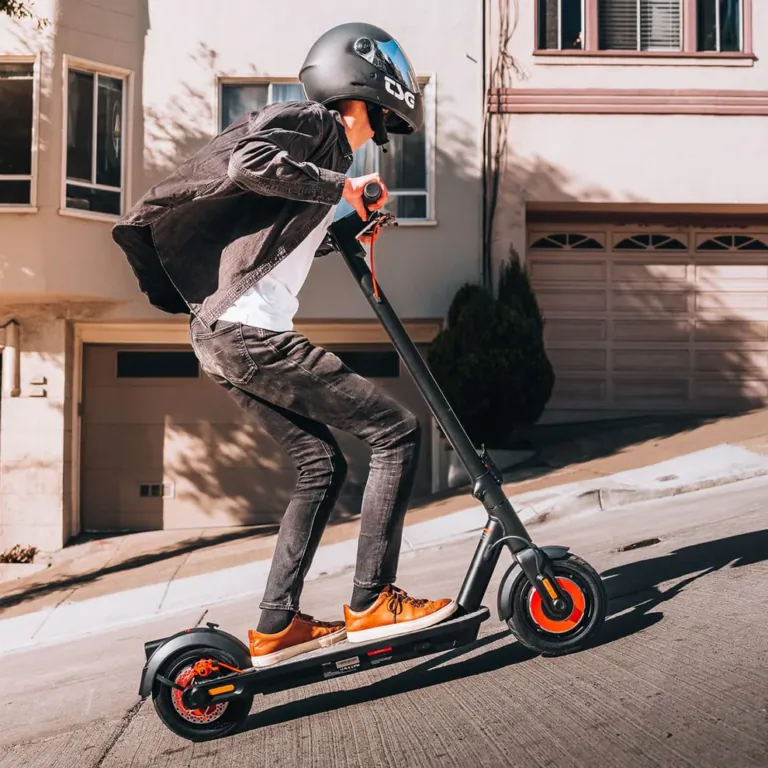 Az Inmotion Climber rollert a szakadó eső sem állítja meg 8