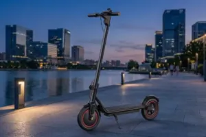 Gurulj be stílusosan a melóba az iScooter W6 e-rollerrel