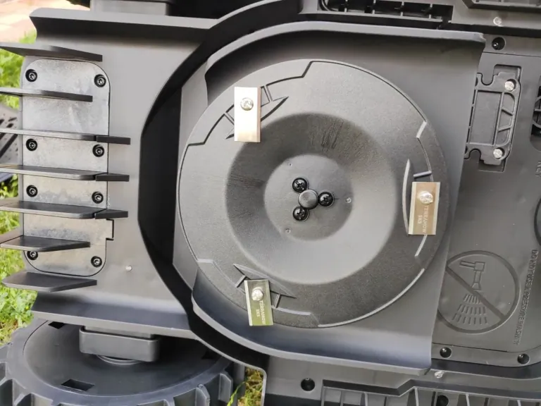 TerraMow V1000 robotfűnyíró teszt 15