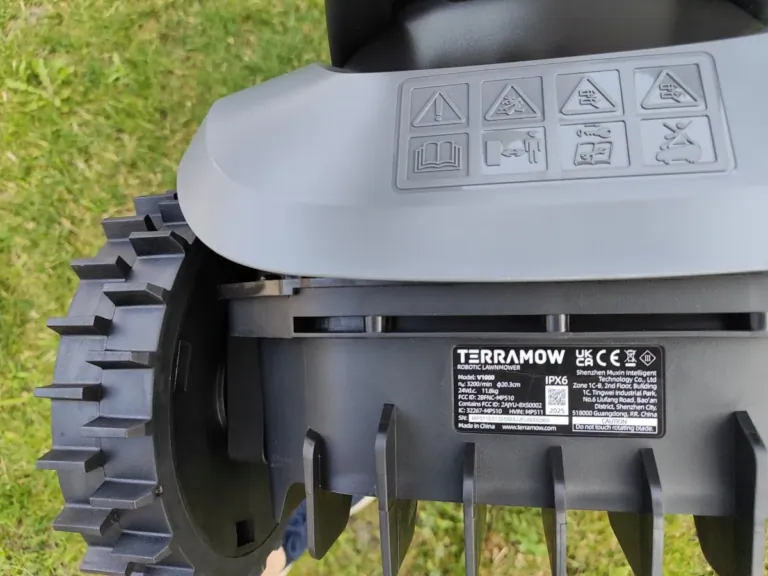 TerraMow V1000 robotfűnyíró teszt 16