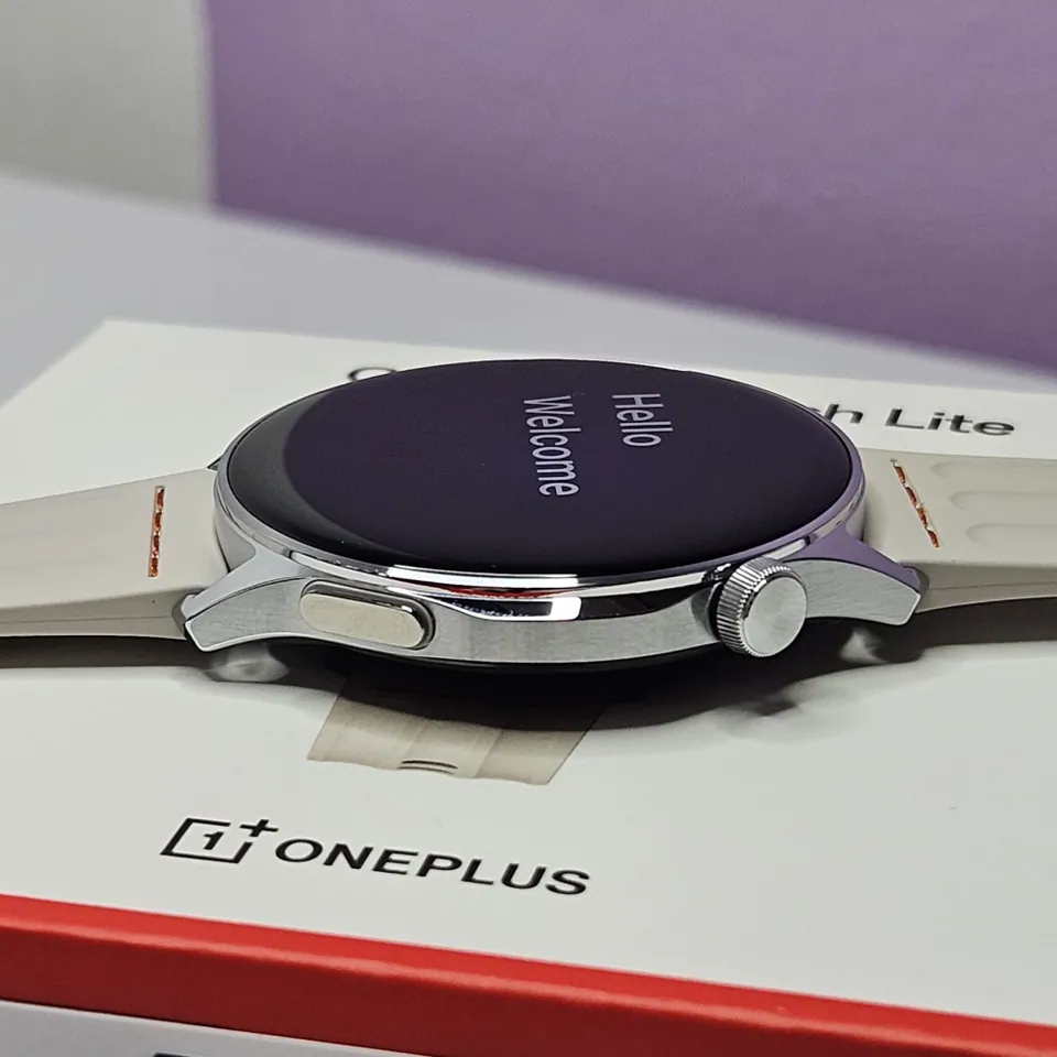 A Oneplus Watch Lite-nak az ára is okos 1