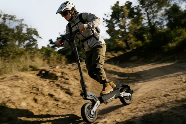 OOTD T10 elektromos roller: minden igényt kielégít 1