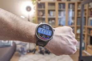 OnePlus Watch 4 okosóra teszt