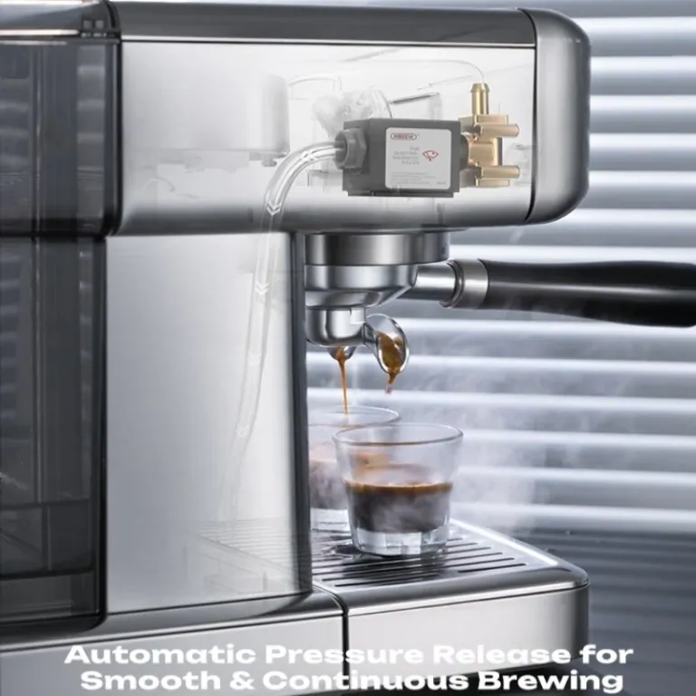 Itt a HiBREW H10, az új eszpresszógép a bevált család élén 9