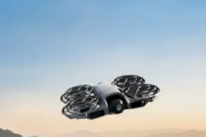 DJI Neo 2 drón: 151 gramm, ami a tenyeredből száll fel