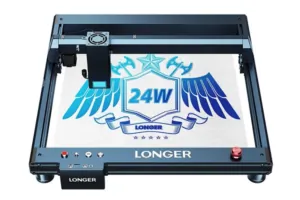 Fát vág, acélt színez a LONGER Laser B1