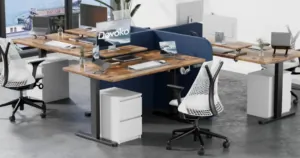 A Devoko elektromos íróasztal egy gombnyomásra vált