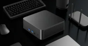 Nyolcmagos i9-10980HK mini PC, ami elfér a tenyeredben
